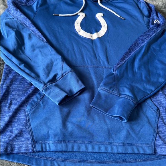 Men's Majestic Indianapolis Colts Armor Hoodie. (THERMA BASE) Majestic - Picture 8 of 12